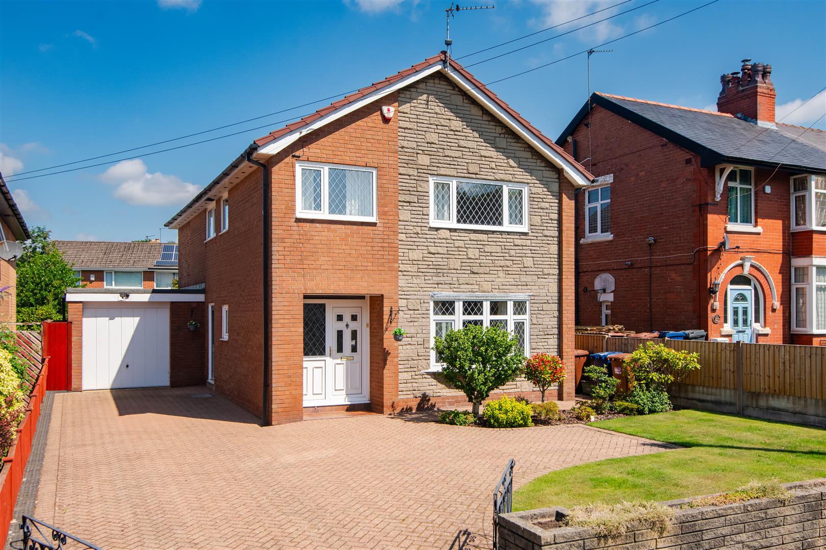 4 bed property in Fox Lane, Leyland